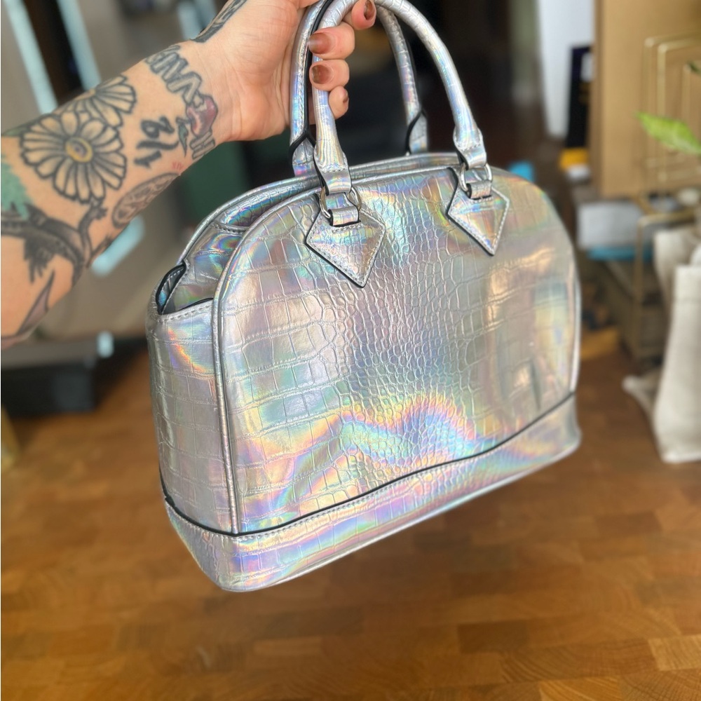 Never used Paris Hilton Holographic Croc-Embossed Women's Bag - Picture 11 of 17